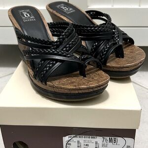 DECREE- Black Wedge Sandals for Women. Only worn once. 7.5 M
